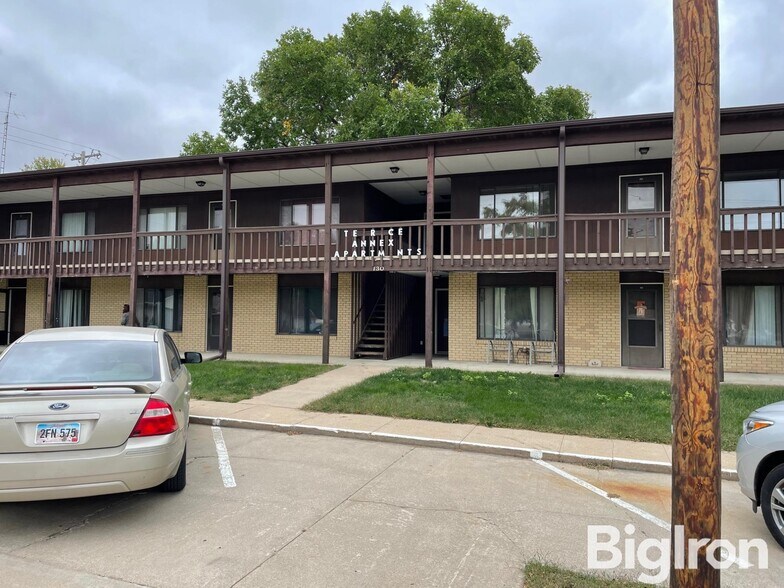 More Photos Of 130 S 5th St, Hebron Apartments For Sale