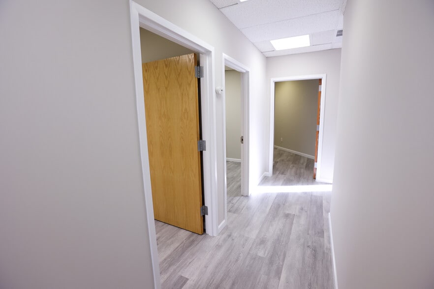 More Photos Of 180 White Rd, Little Silver Medical For Lease