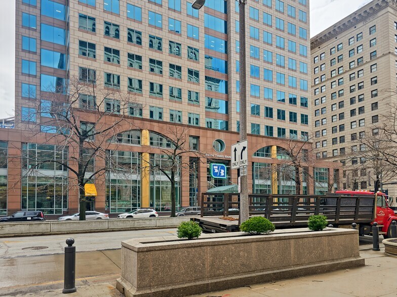 More Photos Of 600 Superior Ave, Cleveland Coworking Space