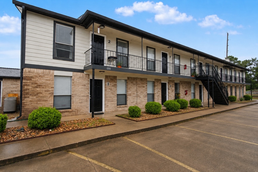 Primary Photo Of 1205 Avenue A, Katy Apartments For Sale