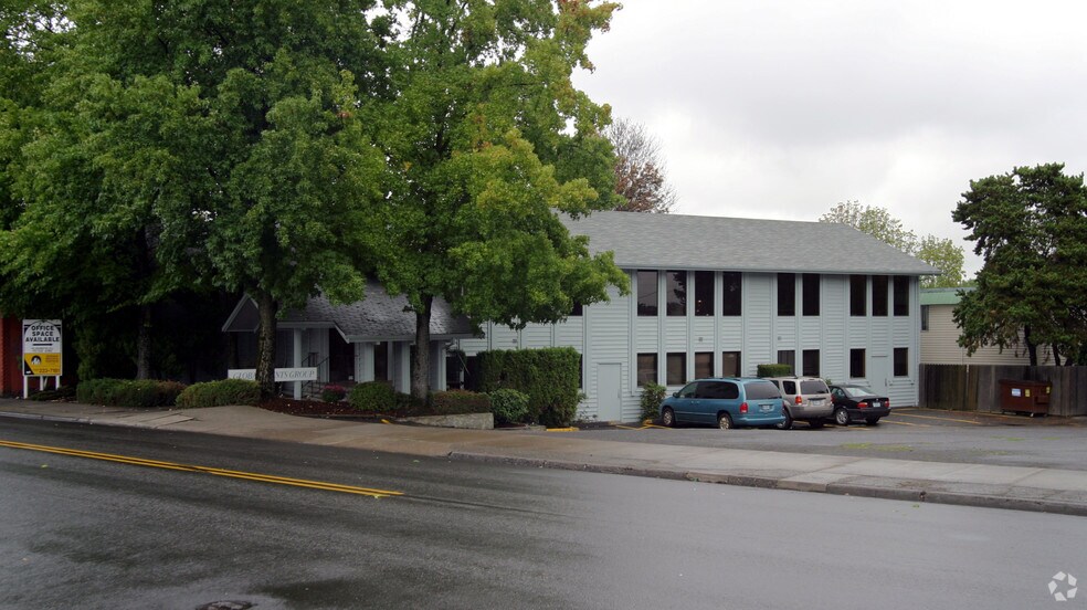 More Photos Of 4242 SE Milwaukie Ave, Portland Medical For Sale