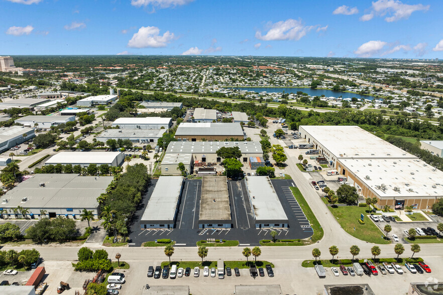 More Photos Of 4255 Westroads Dr, Riviera Beach Unknown For Lease