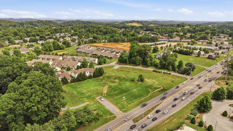 More Photos Of 1415 E Jackson Blvd, Jonesborough Land For Sale