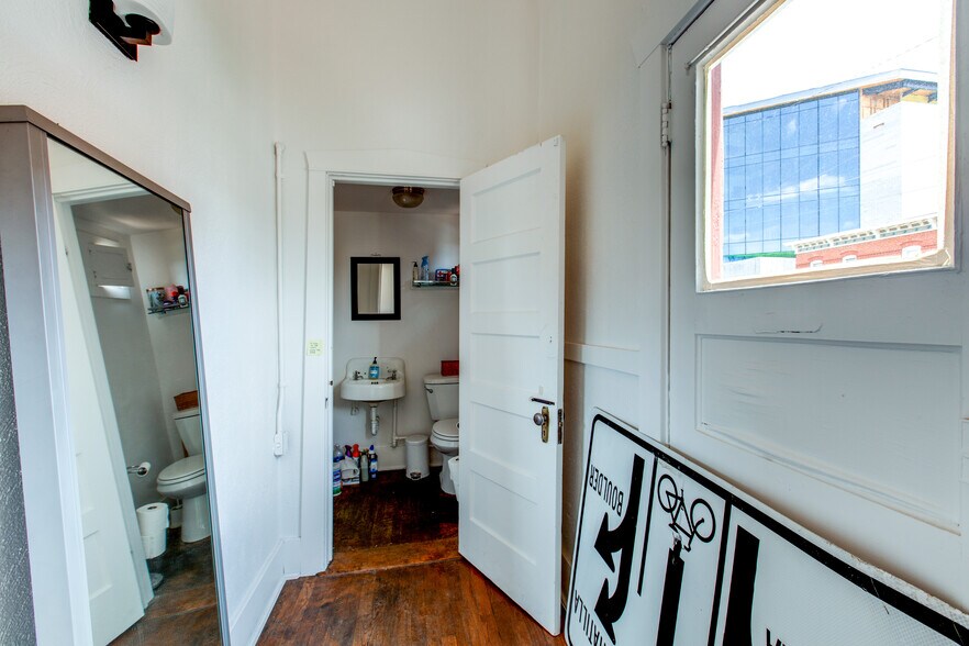 More Photos Of 2101-2111 W 29th Ave, Denver Loft Creative Space For Lease