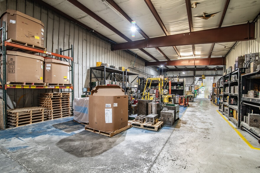 More Photos Of 4900 Highway 501, Myrtle Beach Light Manufacturing For Lease