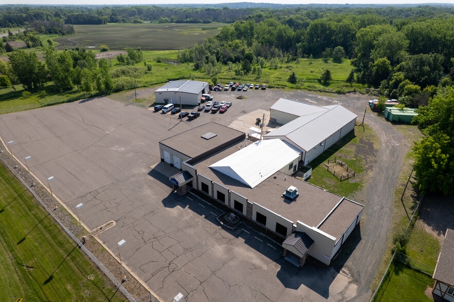 More Photos Of 6671 Lake Blvd, Wyoming Service For Sale