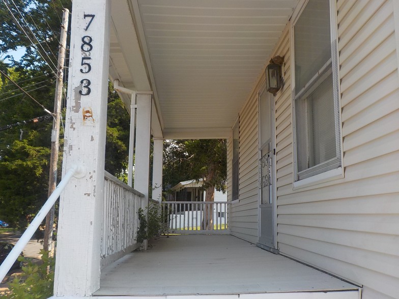 More Photos Of 7853 Olive Blvd, University City Office Residential For Sale