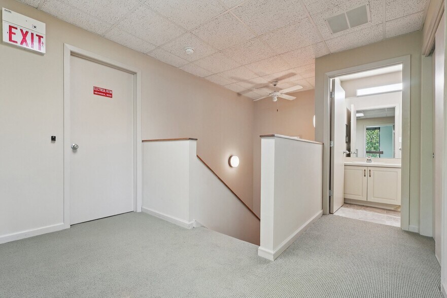 More Photos Of 176 Tamarack Cir, Skillman Office For Sale