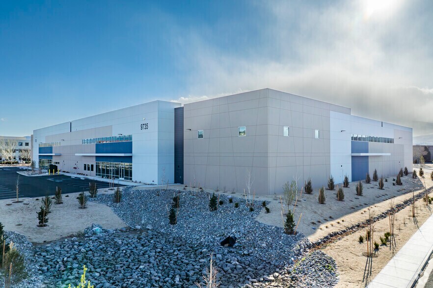 More Photos Of 9735 Double R Blvd, Reno Warehouse For Lease