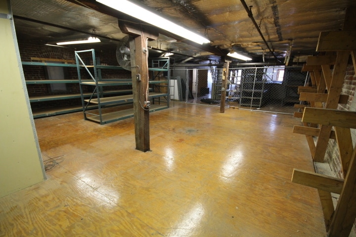 More Photos Of 7 Henry St, Worcester Light Manufacturing For Lease