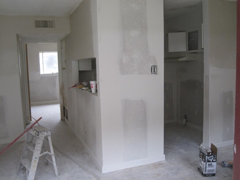 More Photos Of 4101 S Shaver St, Pasadena Apartments For Sale