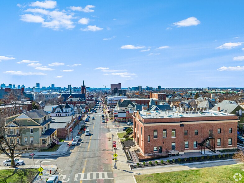 More Photos Of 536 Broadway, Everett Apartments For Sale