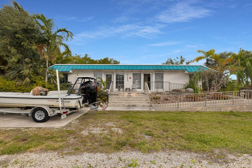 More Photos Of 21423 Overseas Hwy, Cudjoe Key Freestanding For Lease
