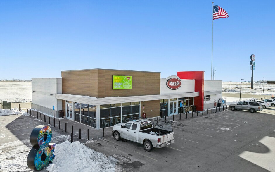 More Photos Of 1706 Highway 210, Huxley Service Station For Sale