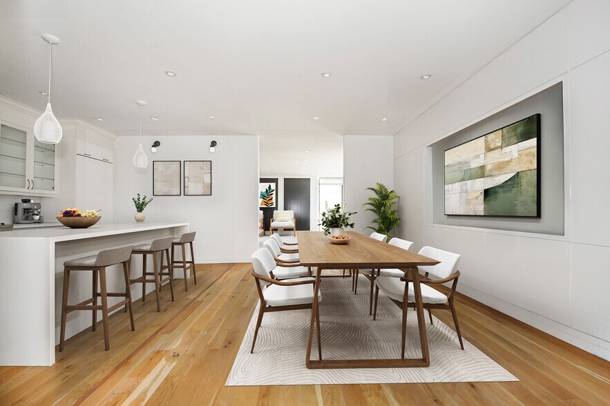 More Photos Of 11840 Keele St, Vaughan Office For Sale