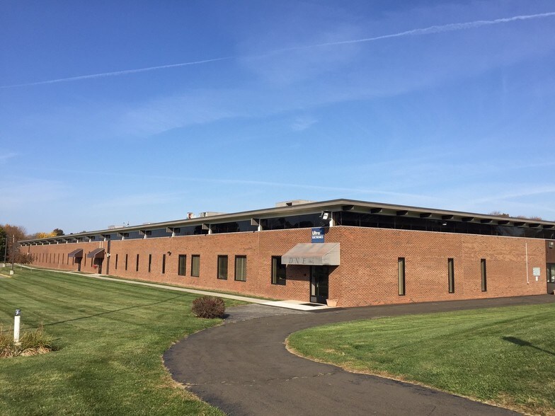 More Photos Of 50 Barnes Industrial Park N, Wallingford Distribution For Lease