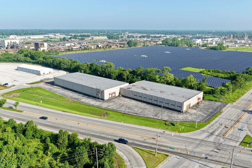 More Photos Of 2200 S Tibbs Ave, Indianapolis Manufacturing For Lease