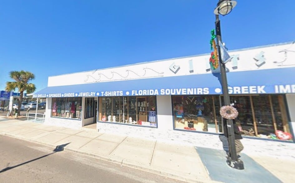 More Photos Of 776 Dodecanese Blvd, Tarpon Springs General Retail For Sale