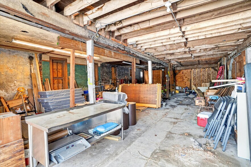 More Photos Of 33 W Olive St, Aurora General Retail For Sale