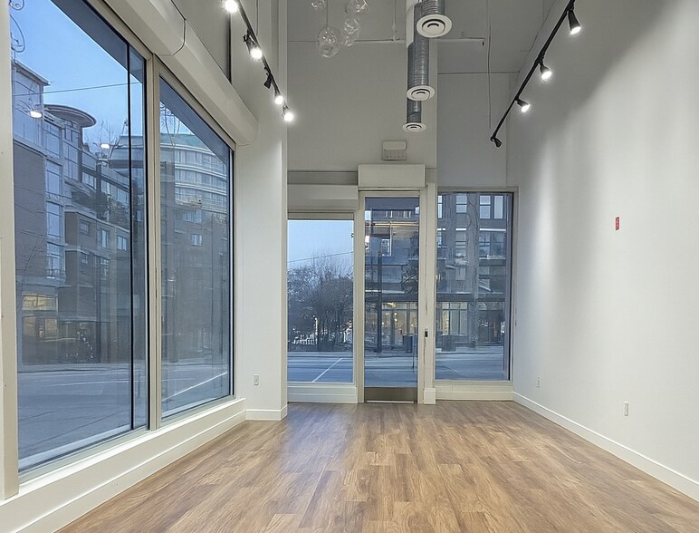 More Photos Of 2203-2207 Granville St, Vancouver Apartments For Sale