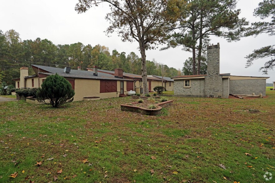 More Photos Of 4427 Tartts Mill Rd, Wilson Specialty For Sale