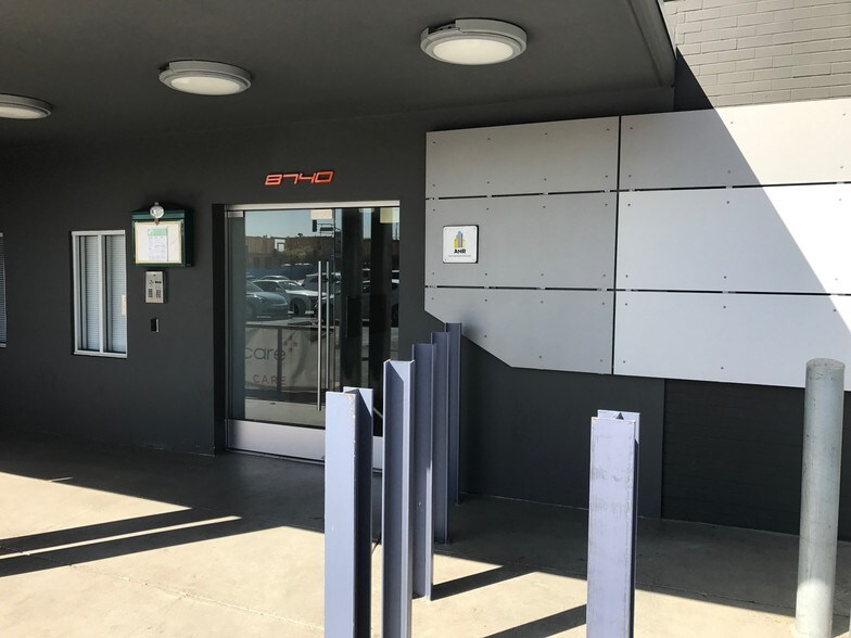 More Photos Of 8740 S Sepulveda Blvd, Los Angeles Storefront Retail Office For Lease