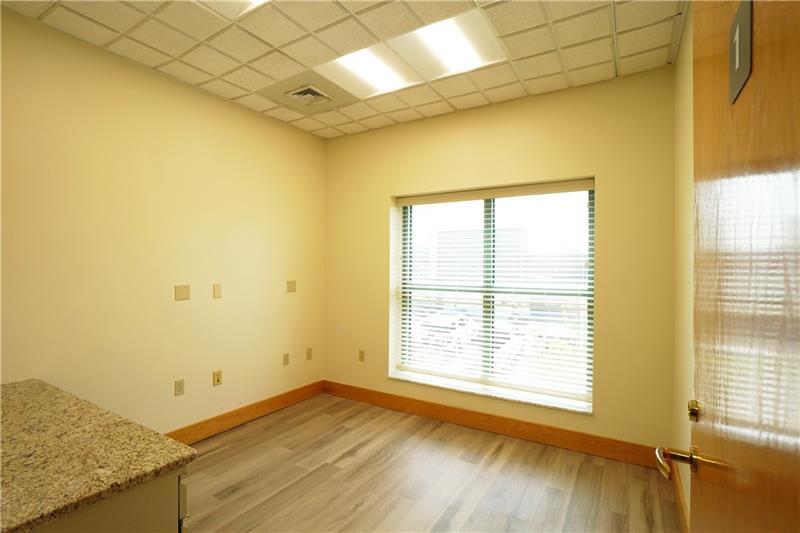 More Photos Of 10431 Perry Hwy, Wexford Office For Sale