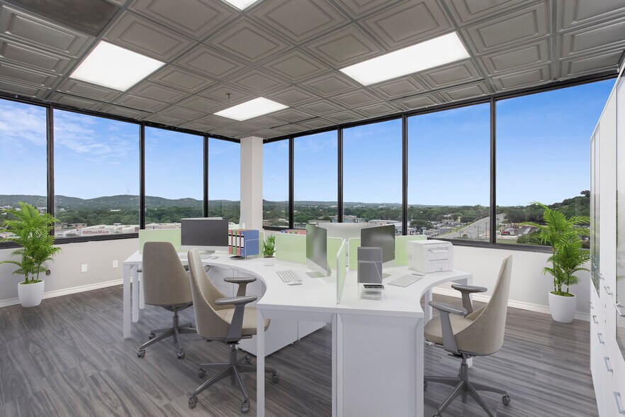 More Photos Of 222 S Sidney Baker St, Kerrville Office For Lease