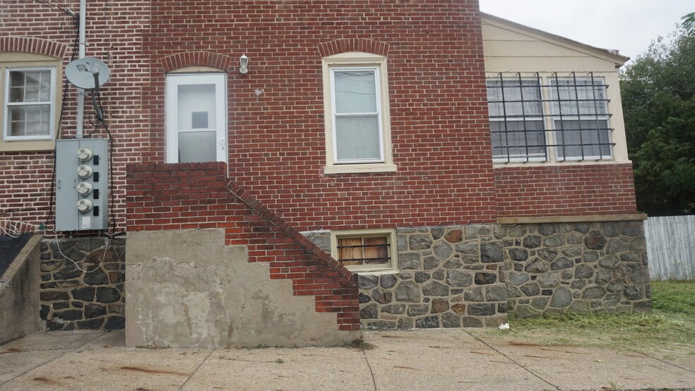 More Photos Of 3800 N Market St, Wilmington Storefront Retail Office For Sale