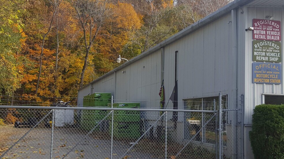 More Photos Of 5512 Route 9w, Marlboro Auto Dealership For Sale