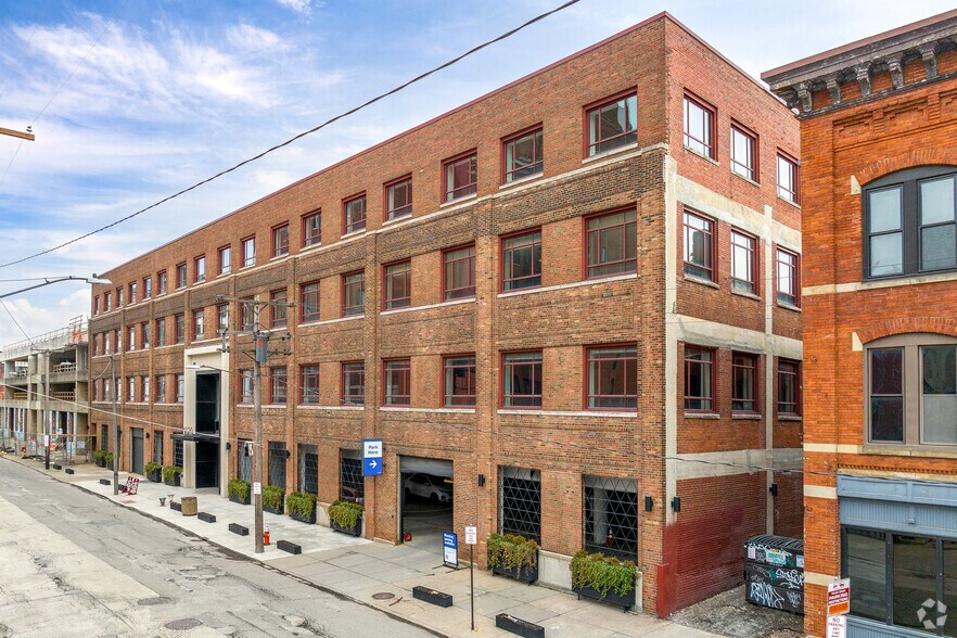 More Photos Of 1020 Bolivar Rd, Cleveland Office For Lease