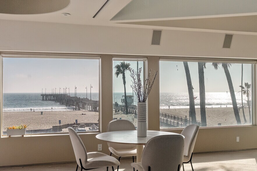 More Photos Of 3111 Ocean Front Walk, Marina Del Rey Apartments For Sale