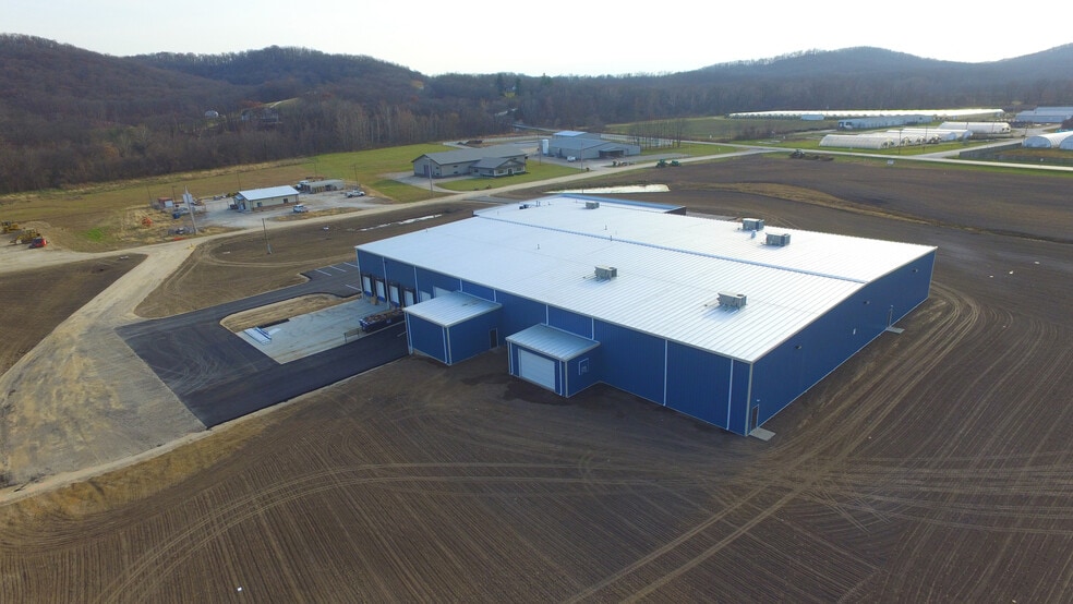 Primary Photo Of 3650 W Industrial Dr, Louisiana Manufacturing For Lease