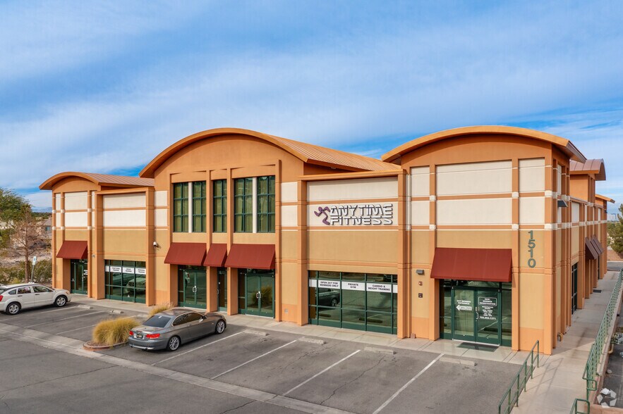 More Photos Of 1510 W Horizon Ridge Pky, Henderson Storefront Retail Office For Sale