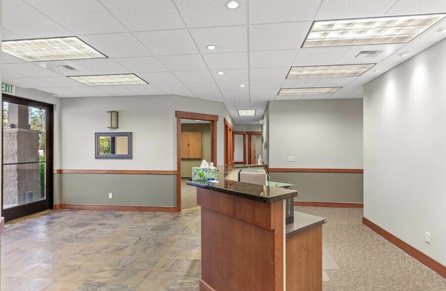 More Photos Of 663 W Canfield Ave, Coeur d'Alene Medical For Lease