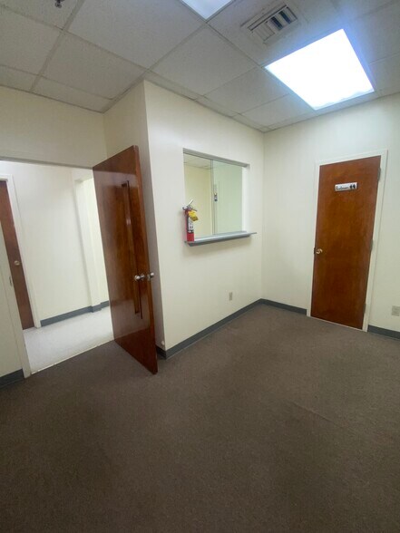 More Photos Of 9101 4th Ave, Brooklyn Medical For Lease