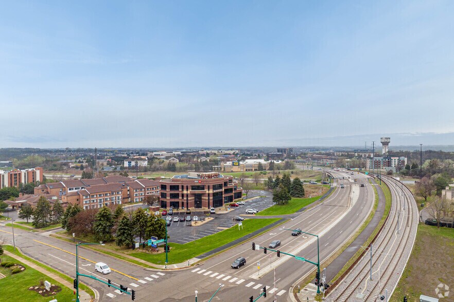 More Photos Of 11455 Viking Dr, Eden Prairie Medical For Lease