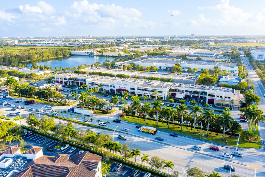 More Photos Of 11402 Doral Blvd, Miami Unknown For Lease