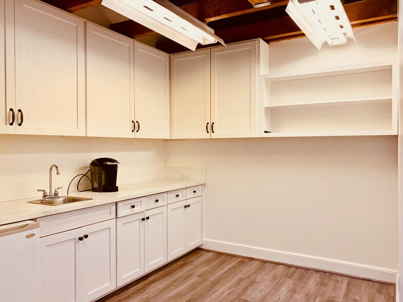 More Photos Of 1351-1353 3rd Street Promenade, Santa Monica Loft Creative Space For Lease