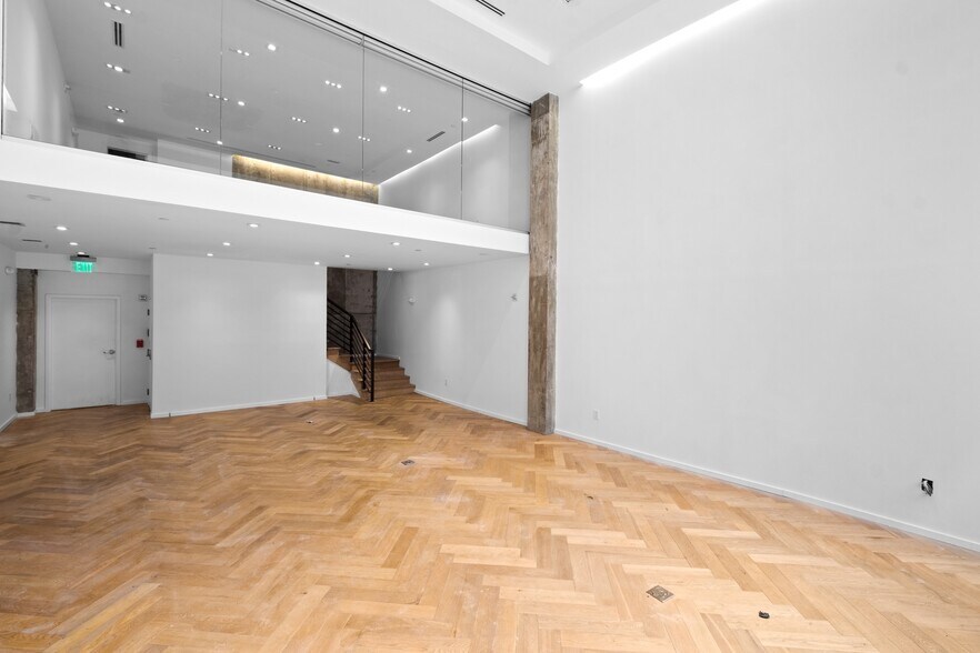 More Photos Of 2108 Walnut St, Philadelphia Storefront Retail Residential For Sale