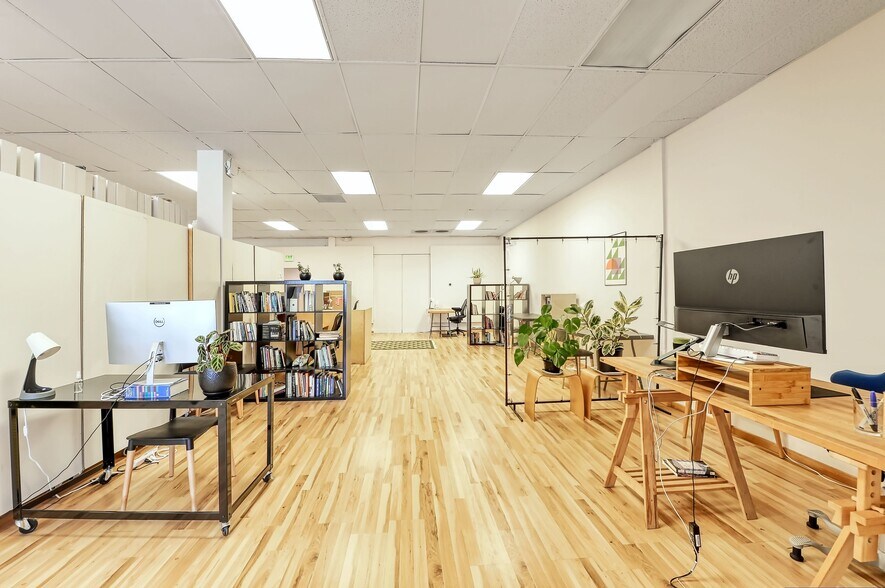 More Photos Of 227 Prospect St, Bellingham Storefront For Lease