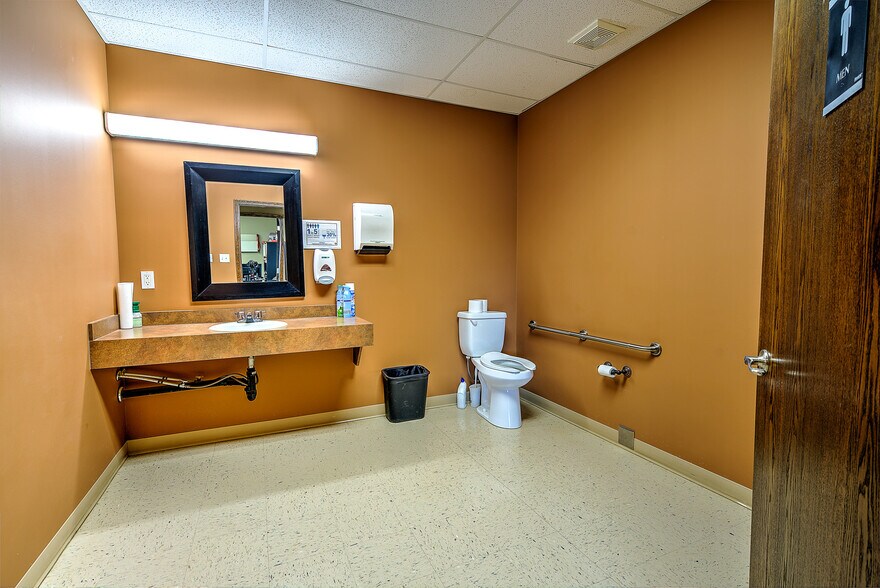 More Photos Of 135 & 141 Clearmile Avenue, Red Deer County Industrial For Sale