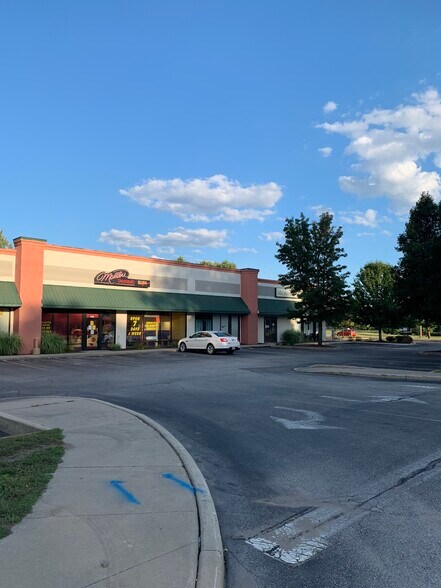 More Photos Of 2216-2224 Cassopolis, Elkhart Unknown For Lease