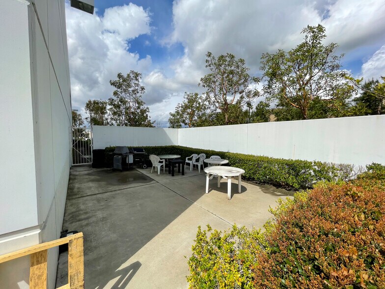 More Photos Of 25741 Atlantic Ocean Dr, Lake Forest Research And Development For Lease