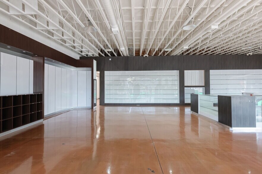 More Photos Of 114-134 N Gaffey St, San Pedro General Retail For Lease