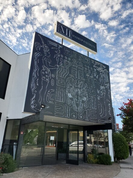 More Photos Of 5301 Laurel Canyon Blvd, North Hollywood Office For Lease