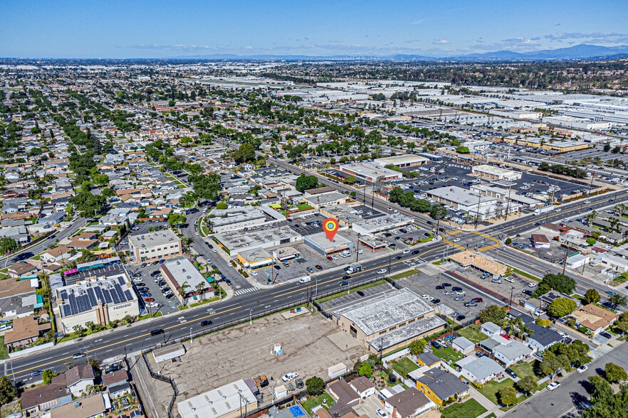 More Photos Of 333 S Brookhurst Rd, Fullerton Freestanding For Sale