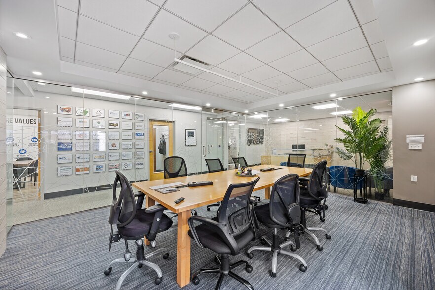 More Photos Of 142 Temple St, New Haven Medical For Lease