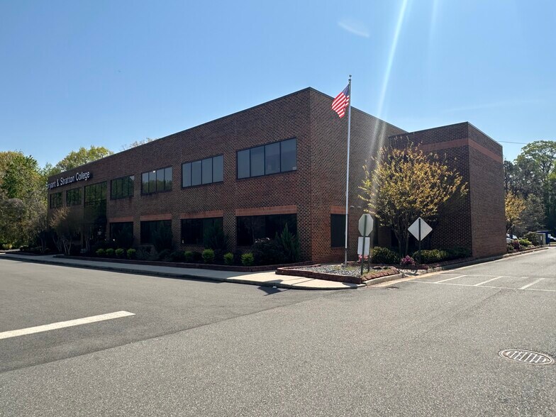 More Photos Of 8141 Hull Street Rd, Richmond Office For Sale