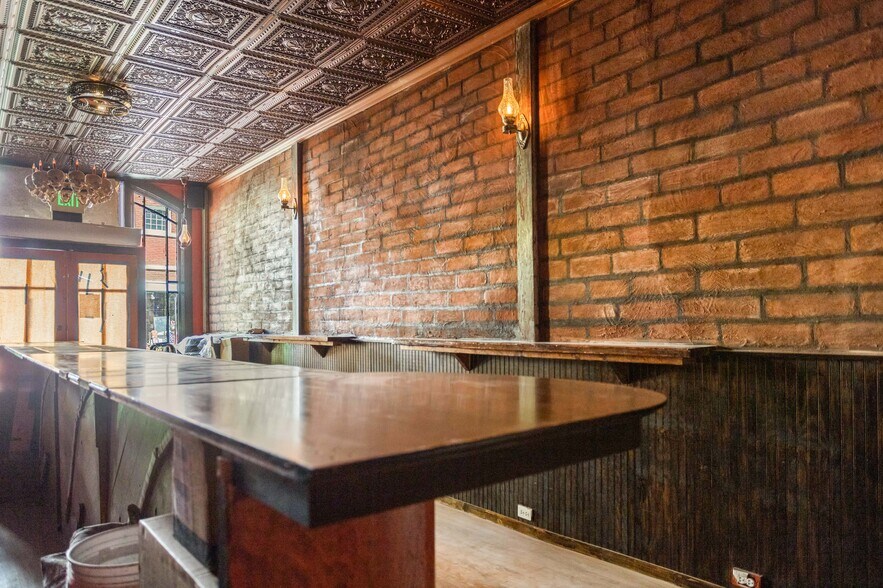 More Photos Of 78 Main St, Bisbee Restaurant For Sale